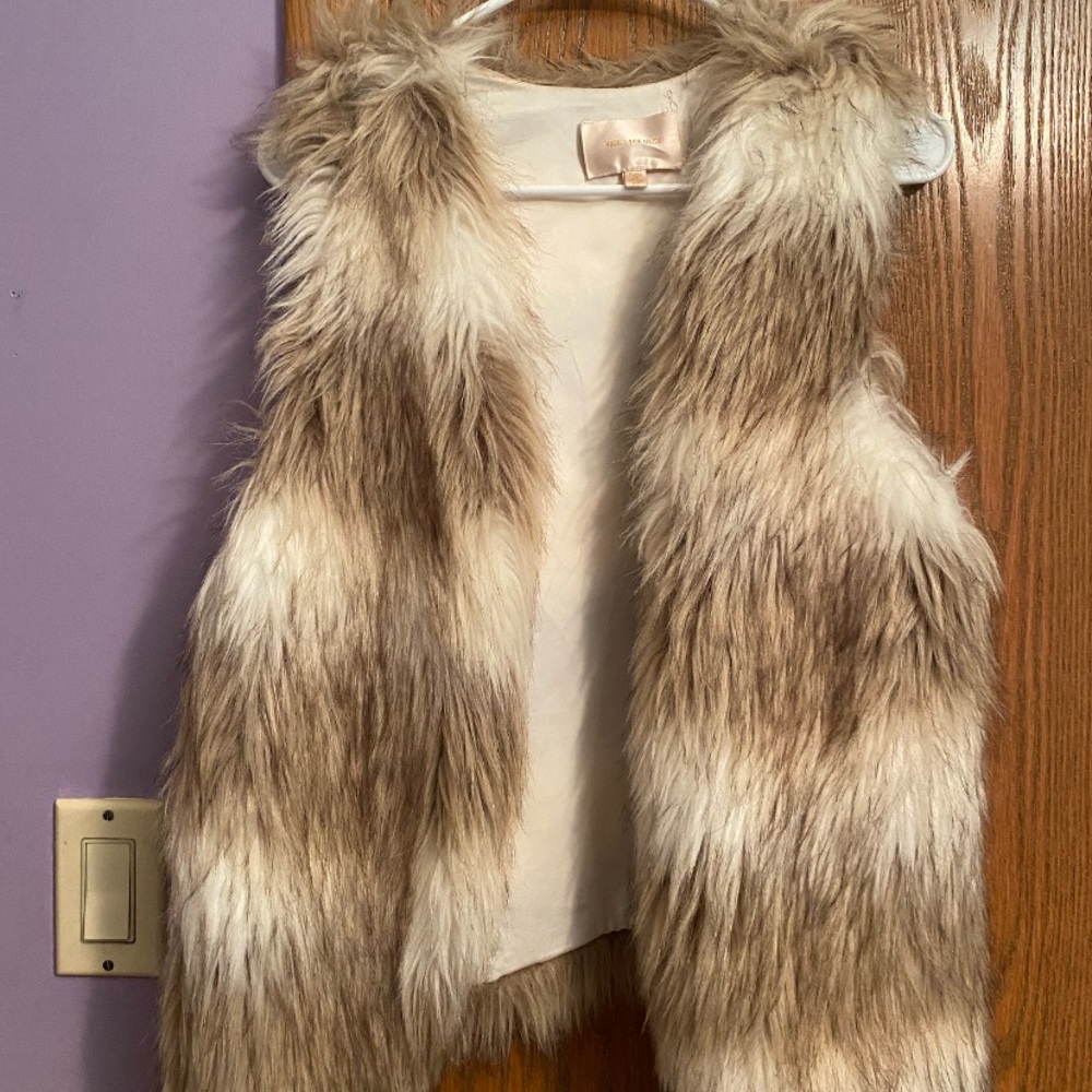 Faux fur vest